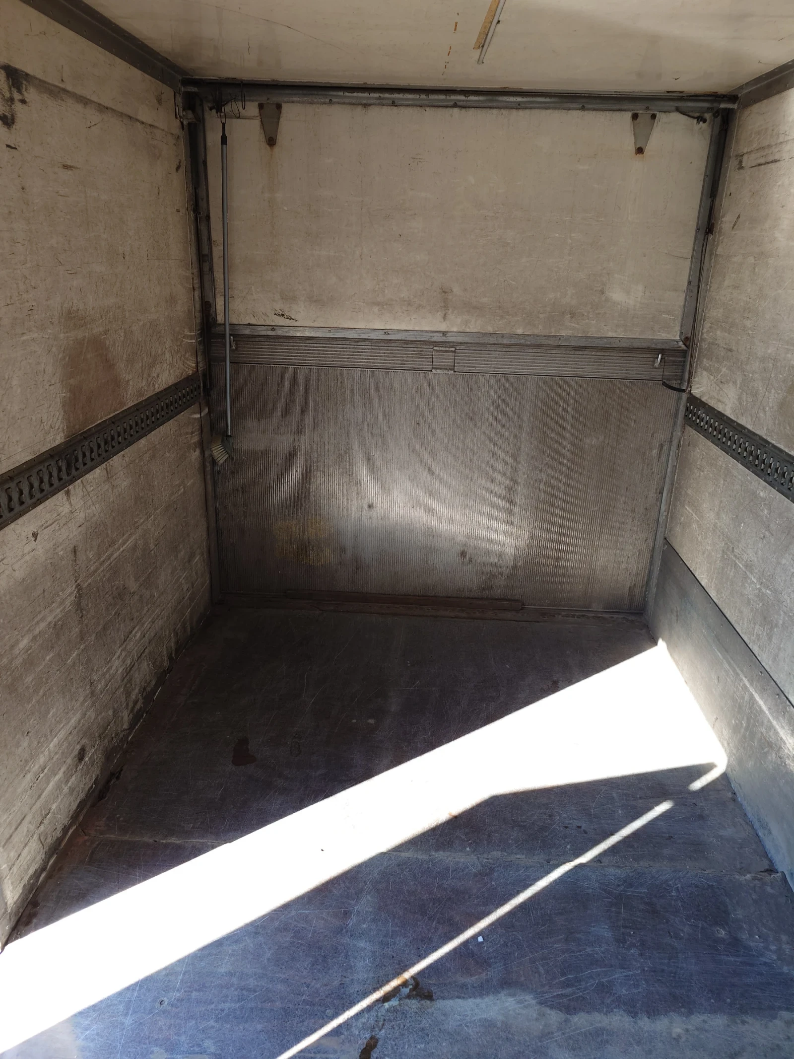 Mercedes-Benz Sprinter 312 Товарен, снимка 12 - Бусове и автобуси - 54331016