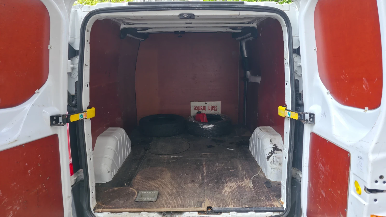 Ford Transit Custom, снимка 5 - Бусове и автобуси - 54379119