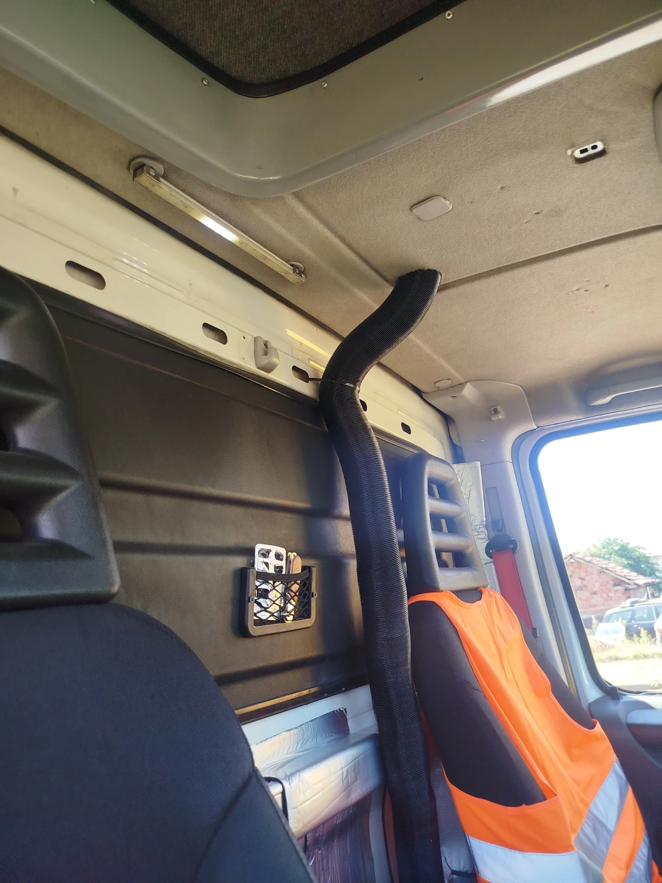 Iveco 35s11, снимка 2 - Бусове и автобуси - 56648068
