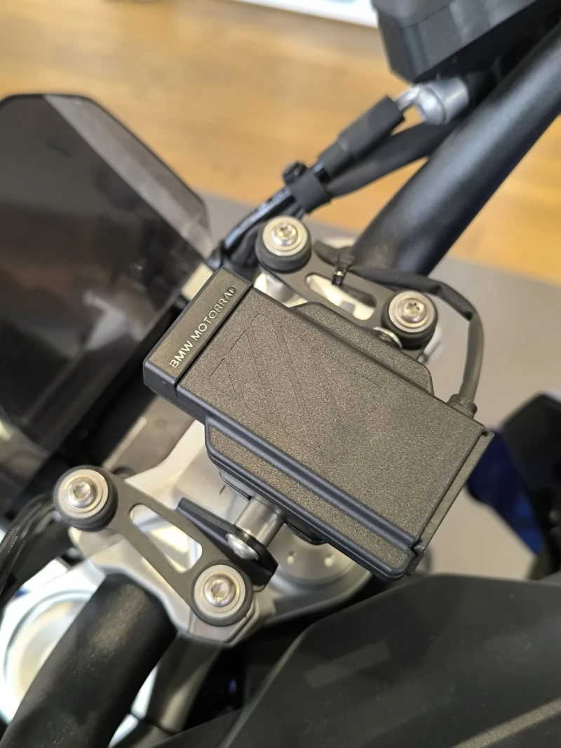 BMW R 1300R, снимка 3 - Мотоциклети и мототехника - 53242981