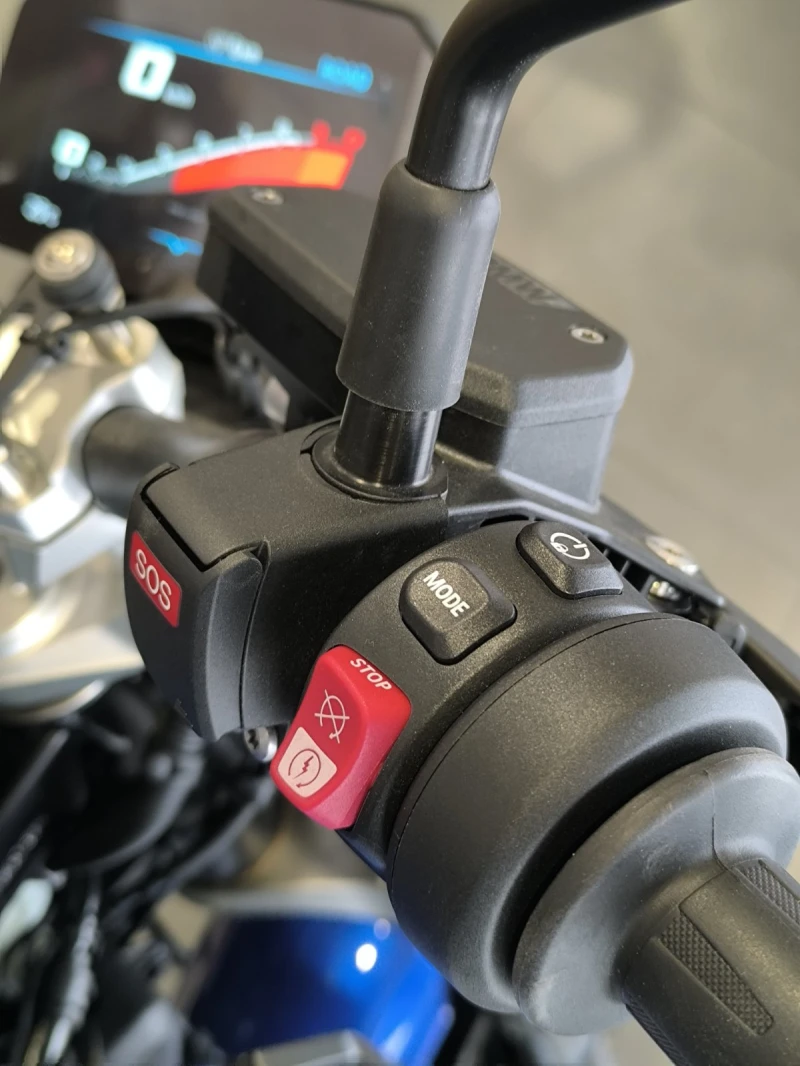 BMW R 1300R, снимка 6 - Мотоциклети и мототехника - 53242981