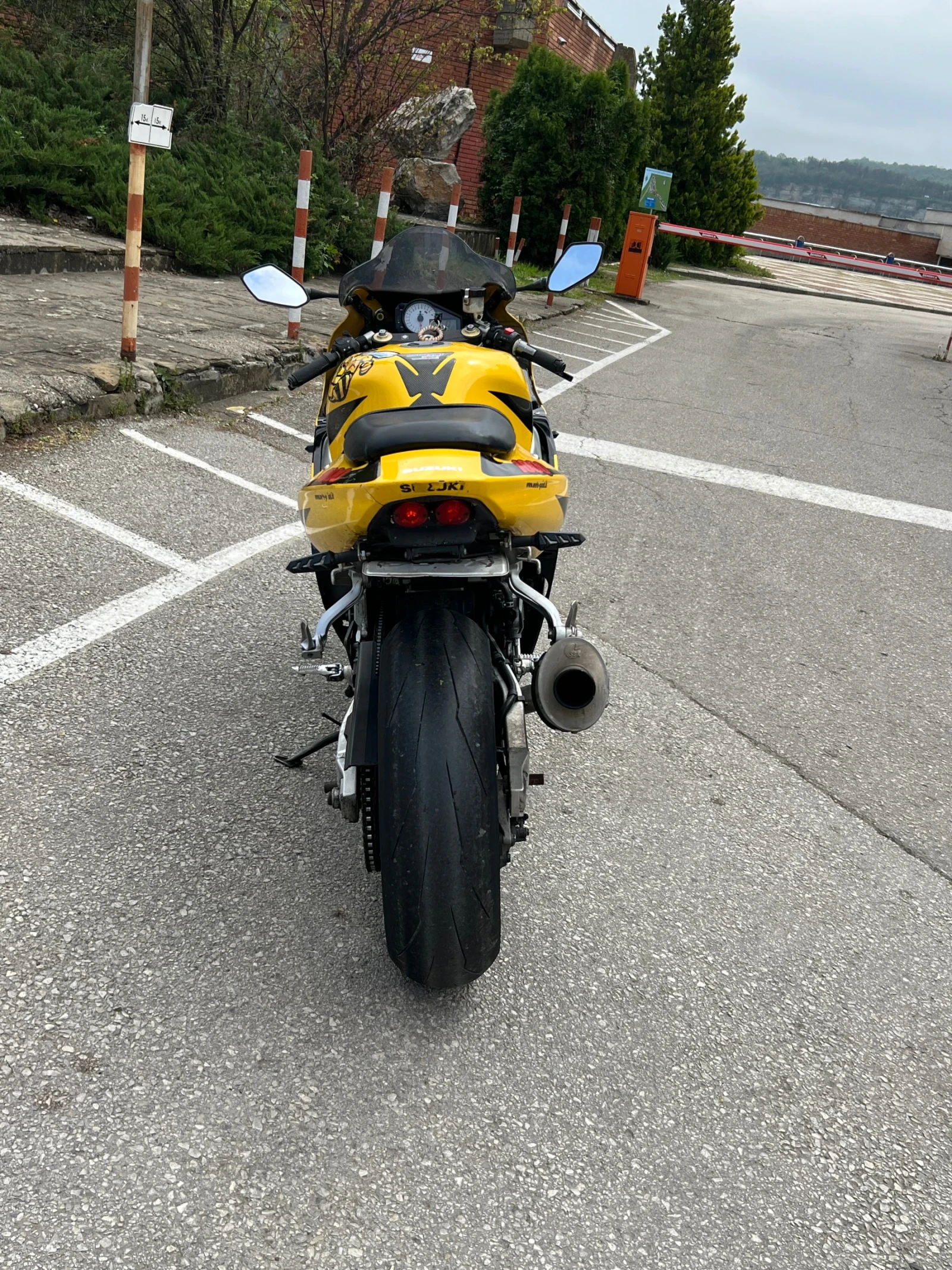 Suzuki Gsxr 600 - изображение 5