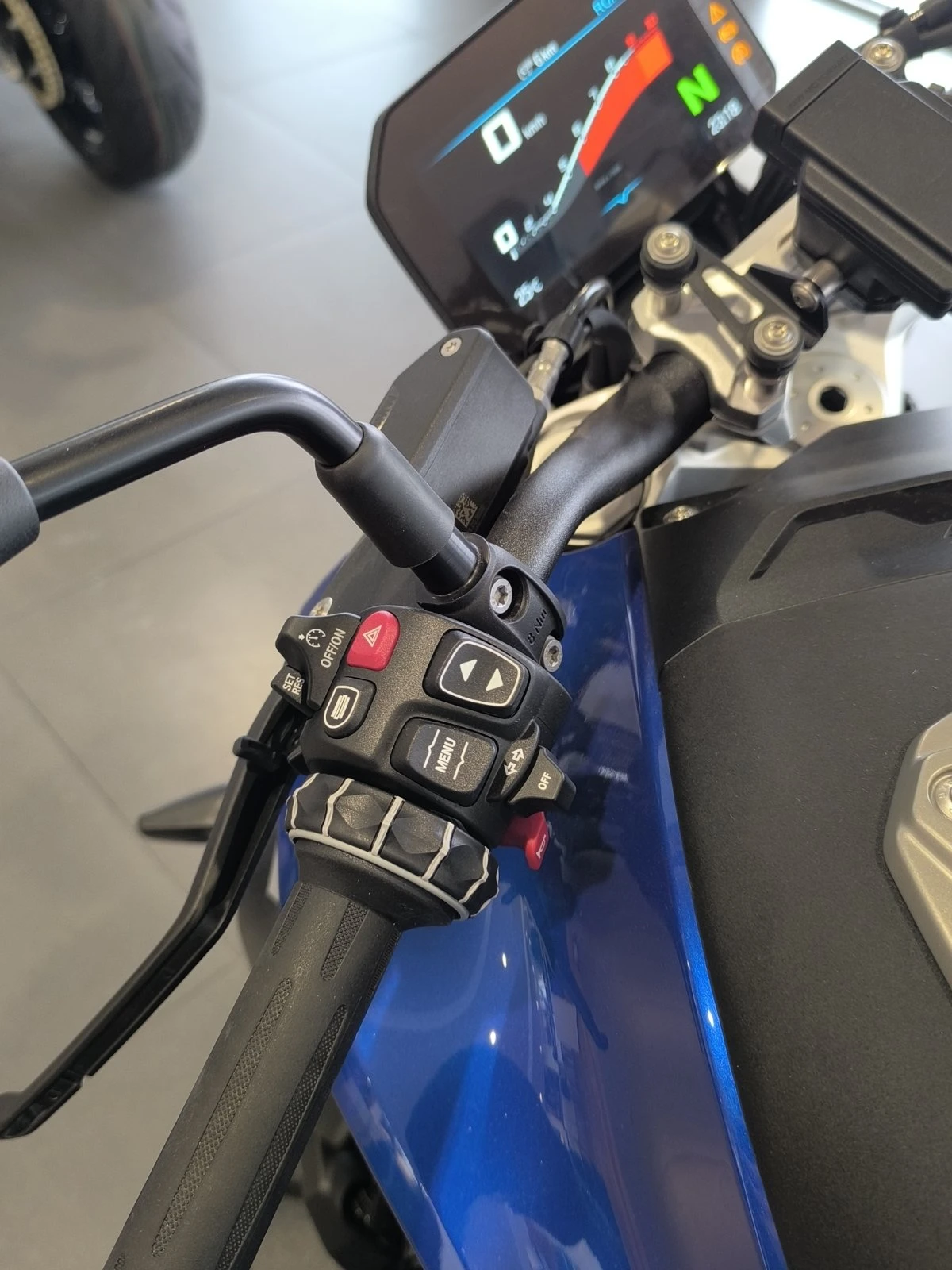 BMW R 1300R - изображение 4