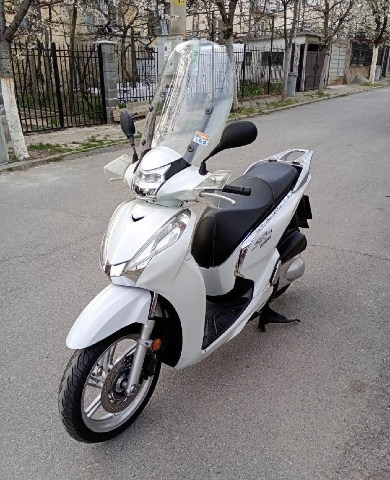 Honda Sh 300, снимка 5 - Мотоциклети и мототехника - 54731318