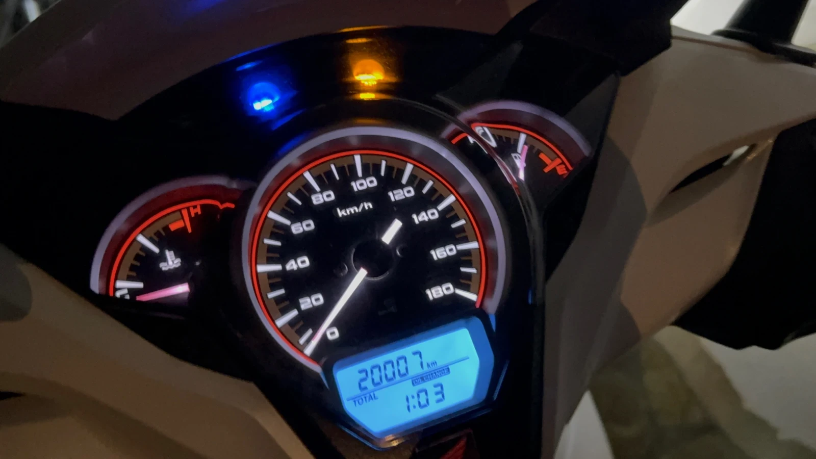 Honda Sh 300, снимка 7 - Мотоциклети и мототехника - 54731318