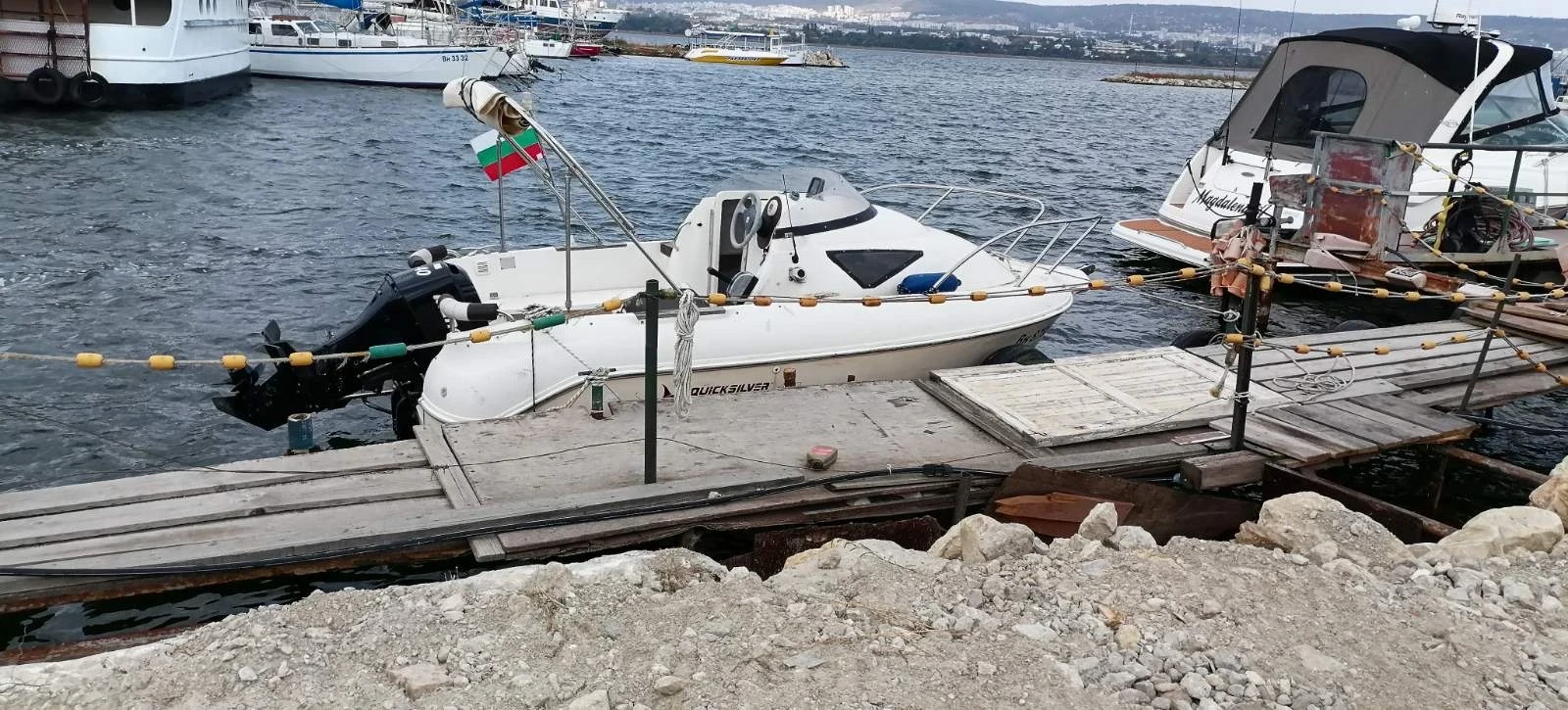 Лодка Quicksilver Flamingo 465, снимка 3 - Воден транспорт - 55217337