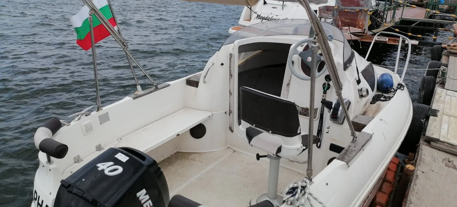 Лодка Quicksilver Flamingo 465, снимка 2 - Воден транспорт - 55217337