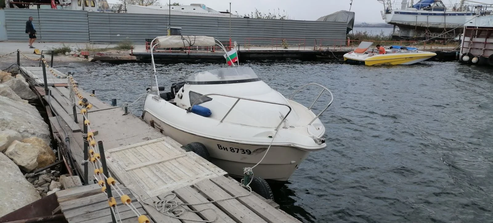 Лодка Quicksilver Flamingo 465