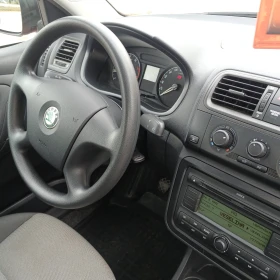 Skoda Fabia, снимка 9