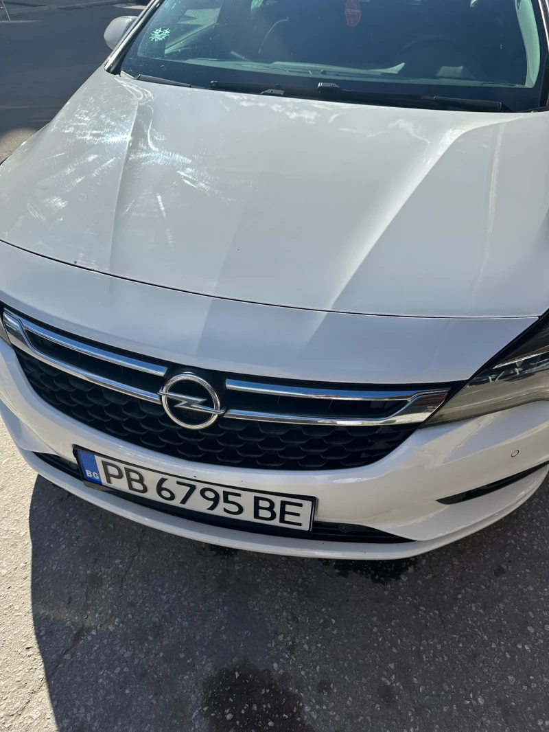 Opel Astra Топ състояние, снимка 1 - Автомобили и джипове - 48327687