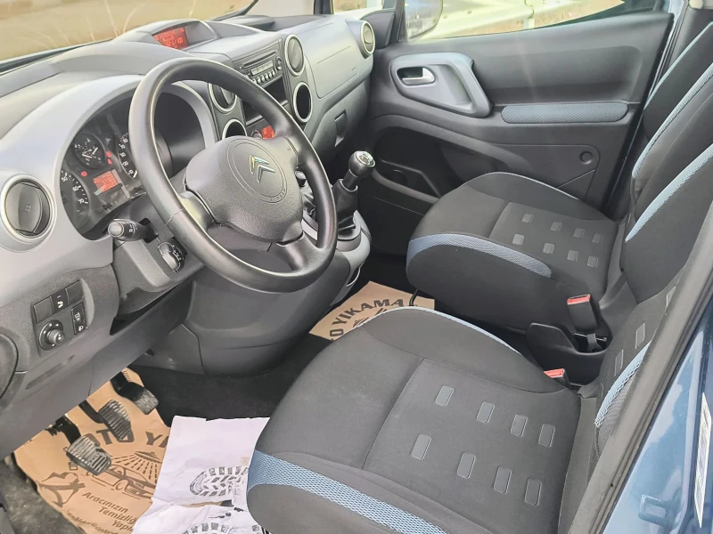 Citroen Berlingo 1.6 e-hdi XTR, снимка 11 - Автомобили и джипове - 49016763