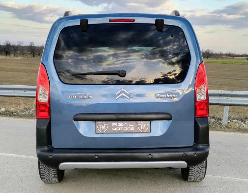 Citroen Berlingo 1.6 e-hdi XTR, снимка 8 - Автомобили и джипове - 49016763