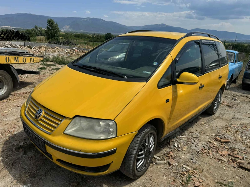 VW Sharan 1.9, снимка 3 - Автомобили и джипове - 51038846