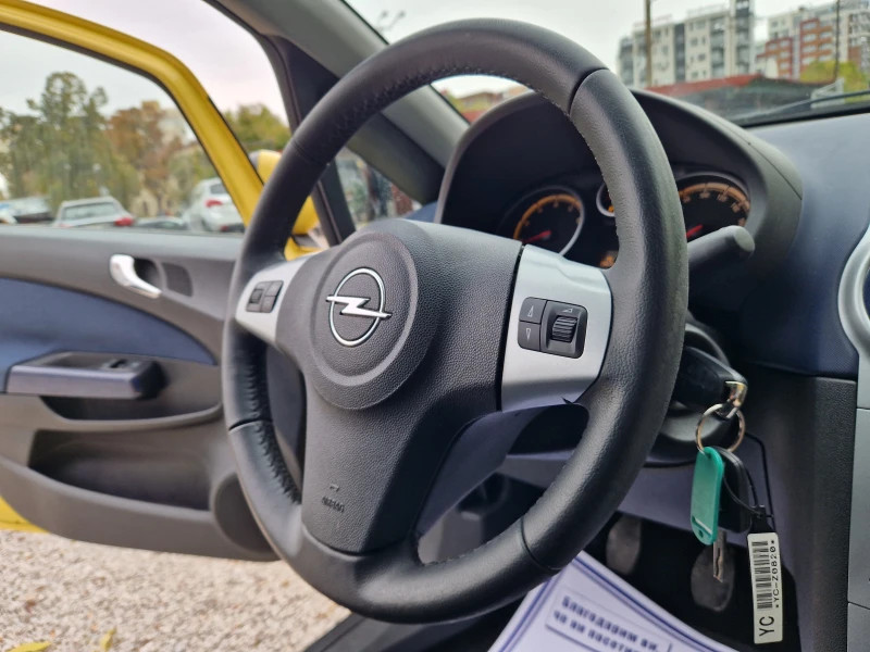Opel Corsa 1.2, снимка 12 - Автомобили и джипове - 52086139