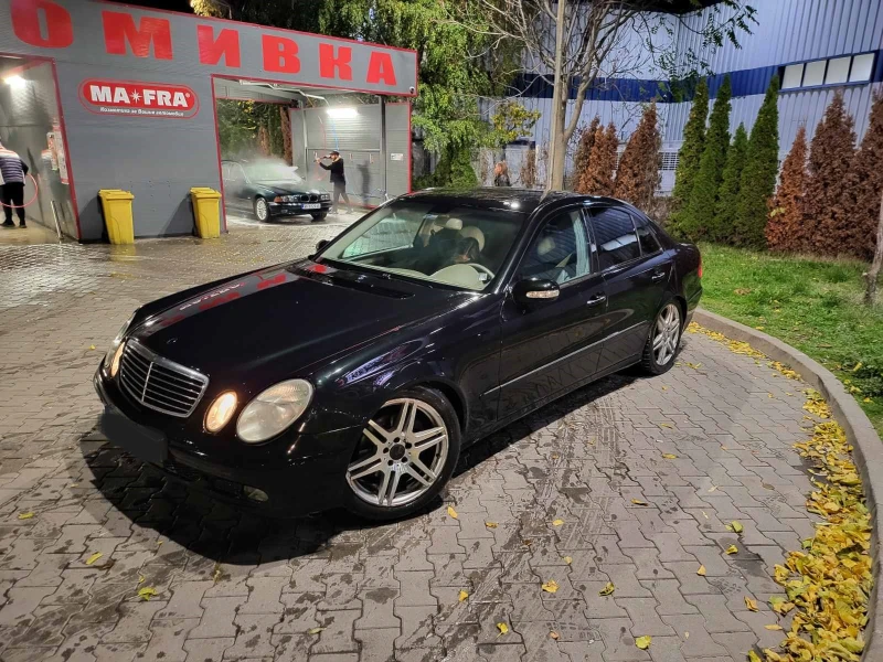 Mercedes-Benz E 320 3.2
