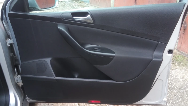 VW Passat, снимка 9 - Автомобили и джипове - 52772965