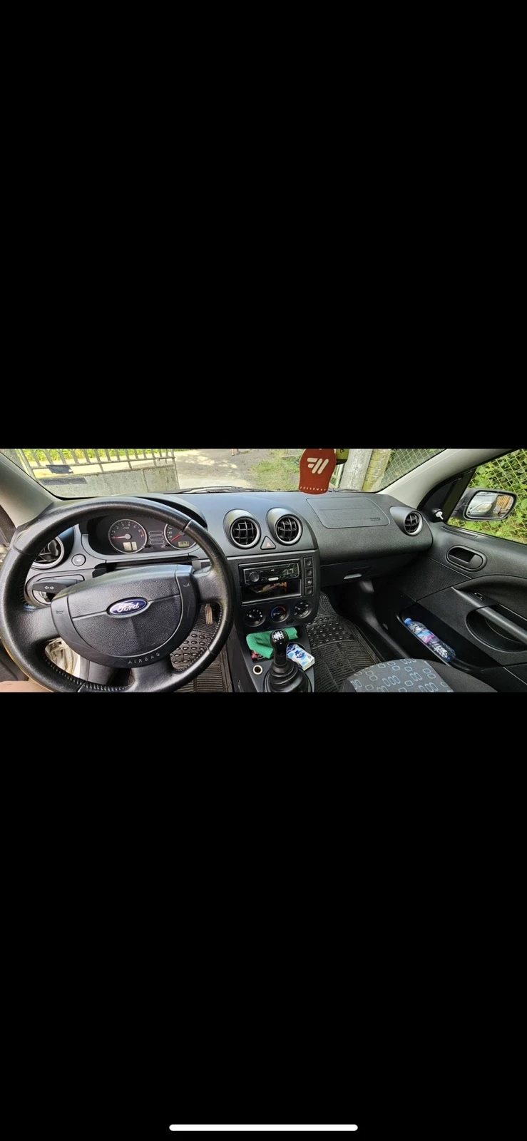 Ford Fiesta 1.3, снимка 6 - Автомобили и джипове - 47441298