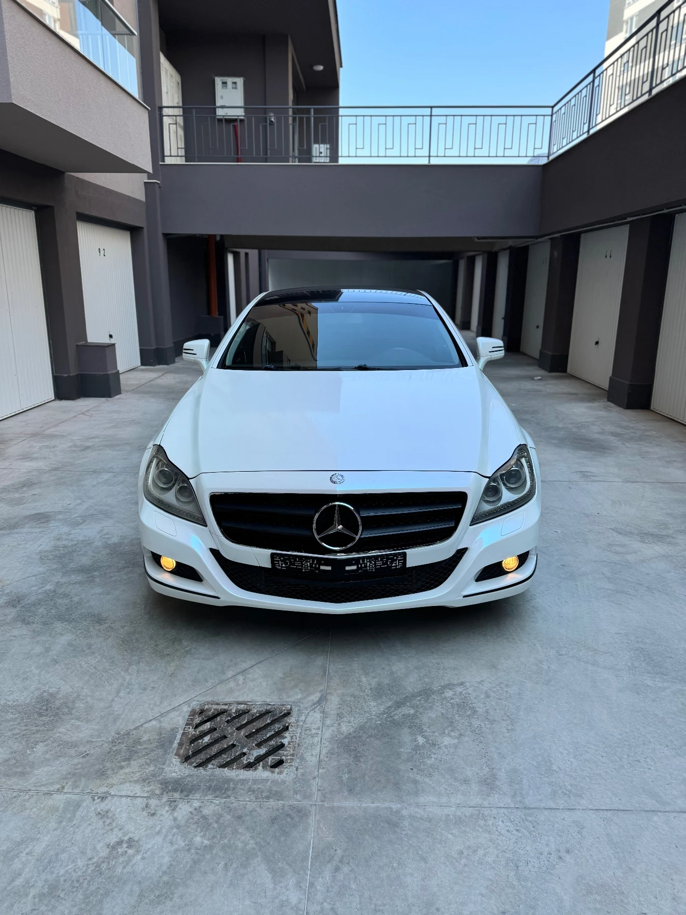 Mercedes-Benz CLS 350 White chameleone - изображение 2