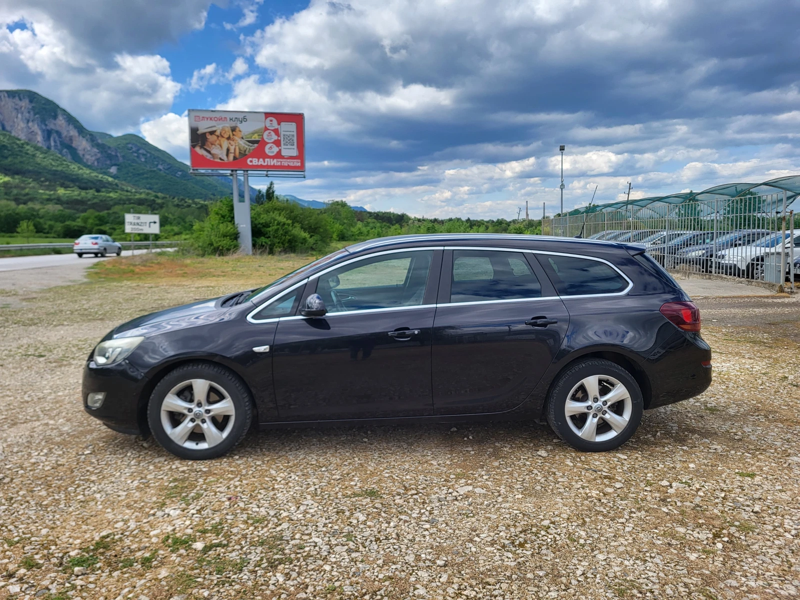 Opel Astra 2.0CDTI - изображение 2