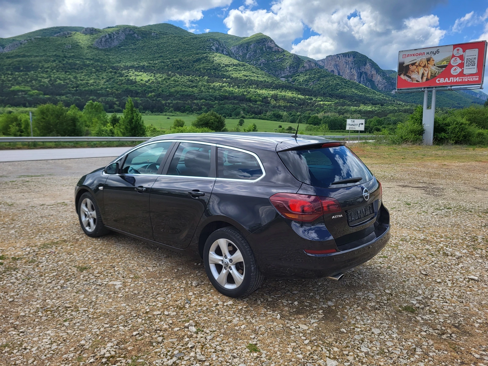 Opel Astra 2.0CDTI - изображение 3