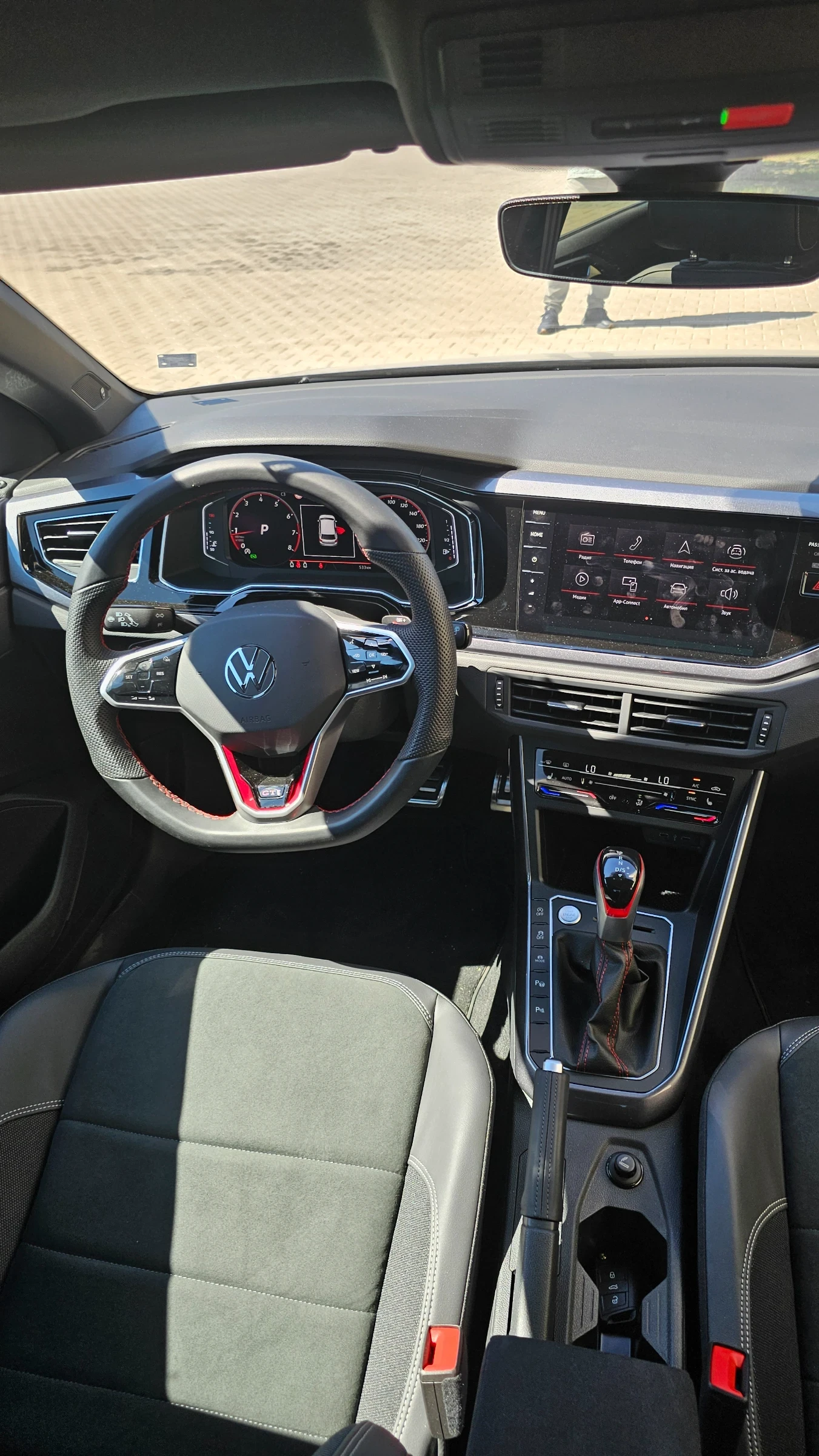 VW Polo GTI 2.0 TSI - изображение 10
