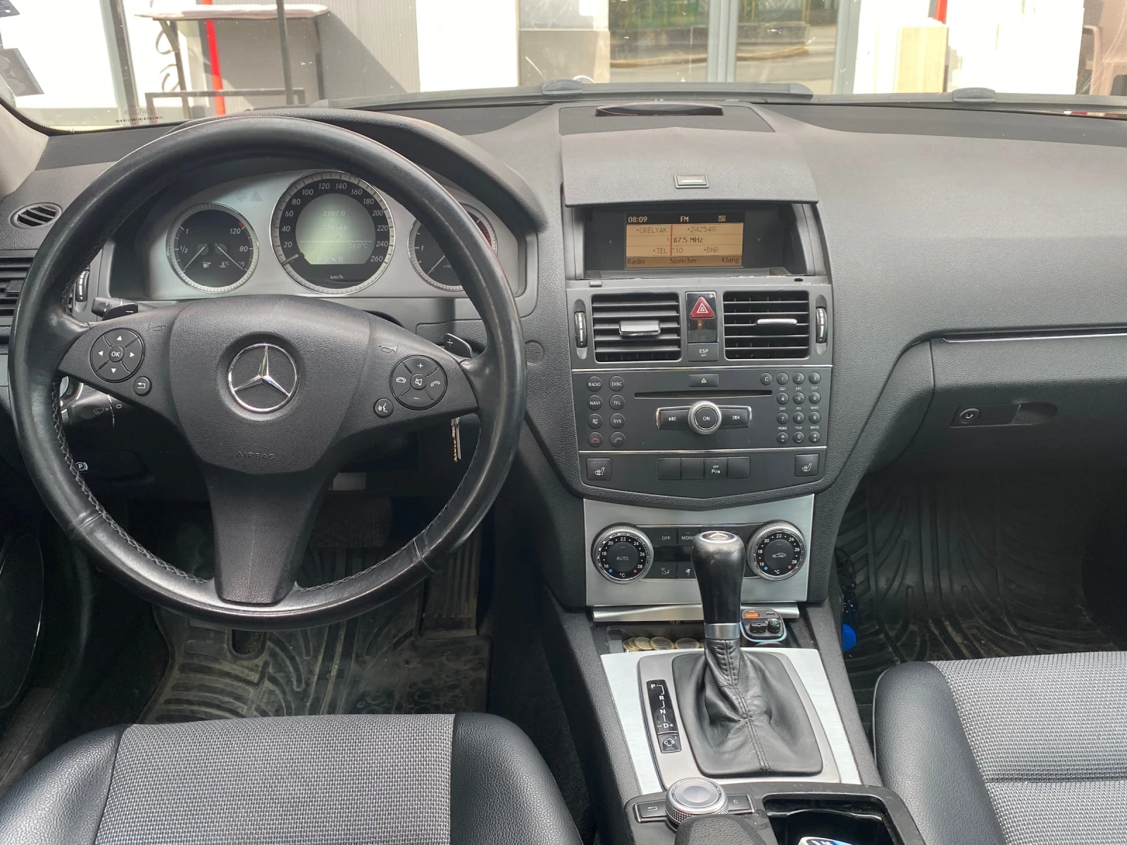 Mercedes-Benz C 220  - изображение 7