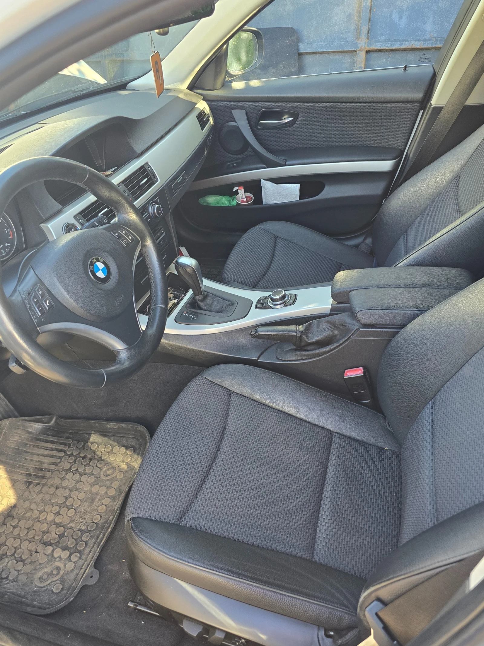 BMW 325 Xdrive БЛОКИРАЛ МОТОР - изображение 6