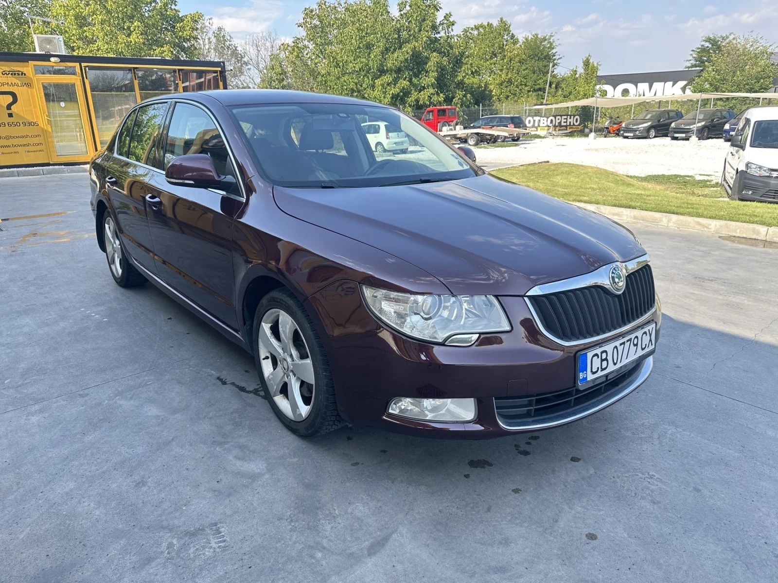 Skoda Superb Premium - изображение 2
