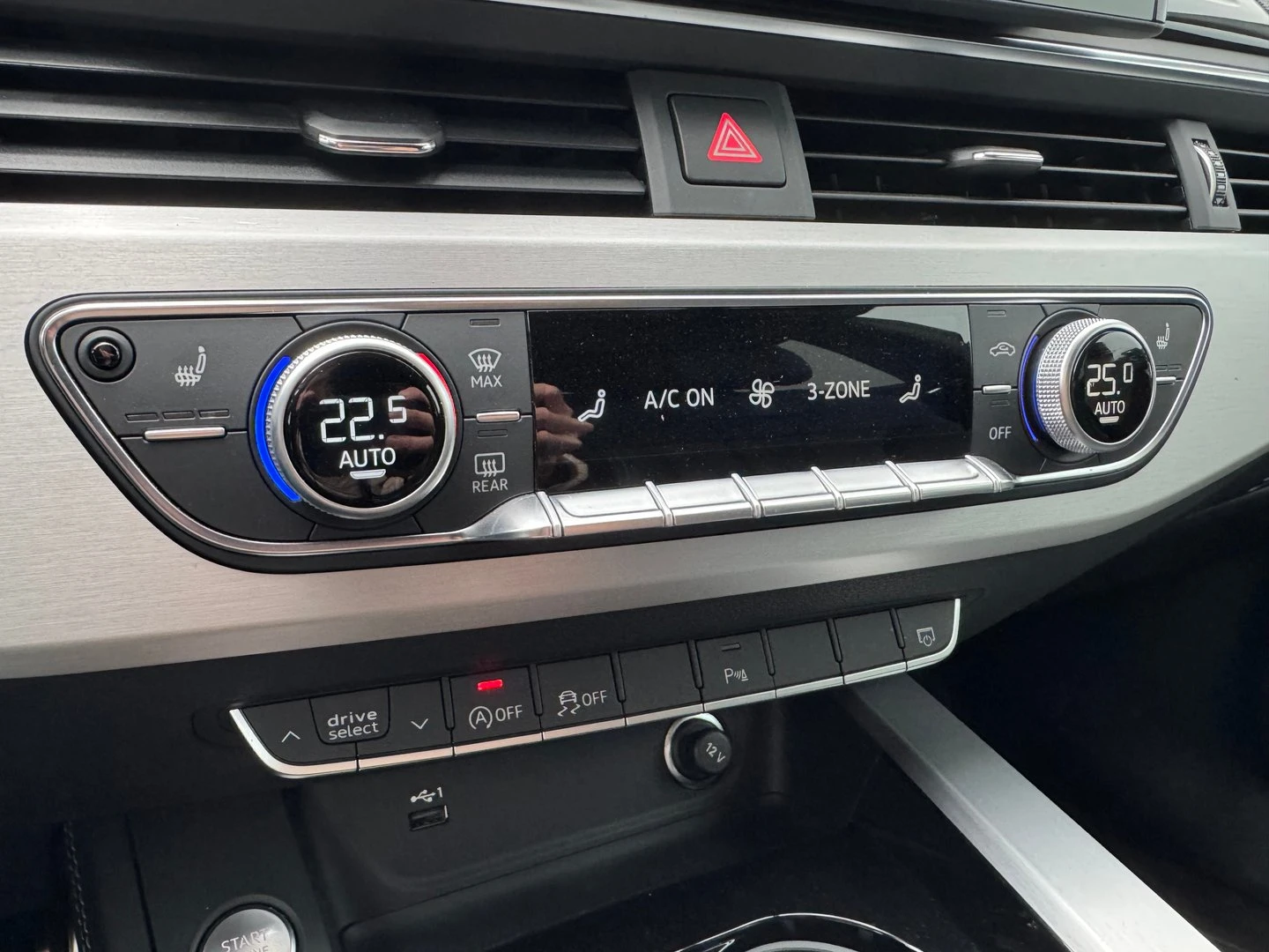 Audi A5 Advanced 40 TDI qu, снимка 15 - Автомобили и джипове - 54717742