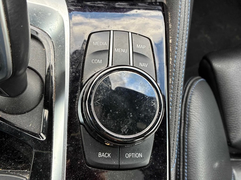 BMW 540 * 540i xDrive * CARFAX * ����������� | Mobile.bg � ����������� 15