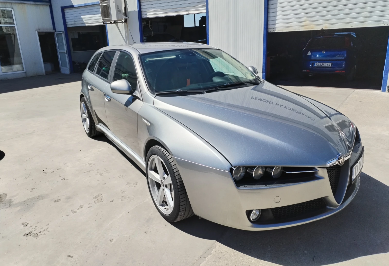 Alfa Romeo 159 sportwagon 2.4 Mjet Automatic - изображение 2
