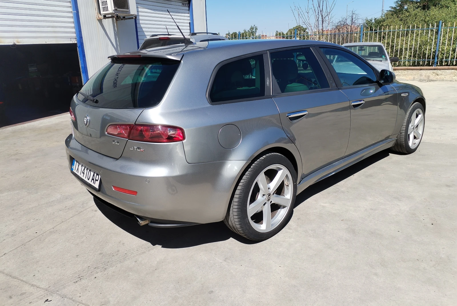 Alfa Romeo 159 sportwagon 2.4 Mjet Automatic - изображение 10