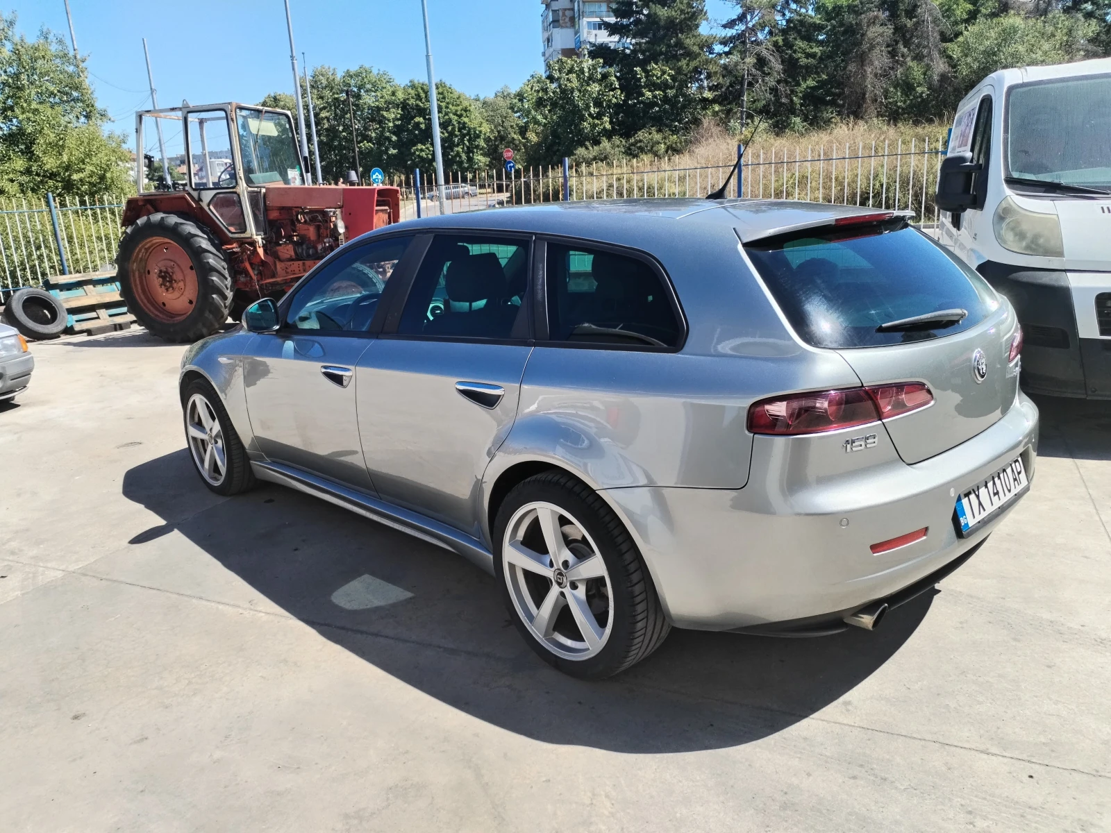 Alfa Romeo 159 sportwagon 2.4 Mjet Automatic - изображение 4