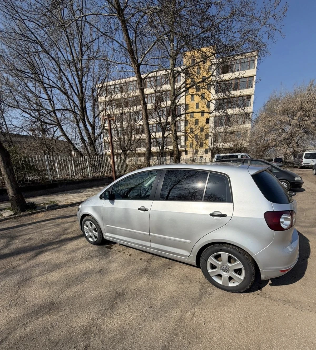 VW Golf Plus, снимка 13 - Автомобили и джипове - 53844138