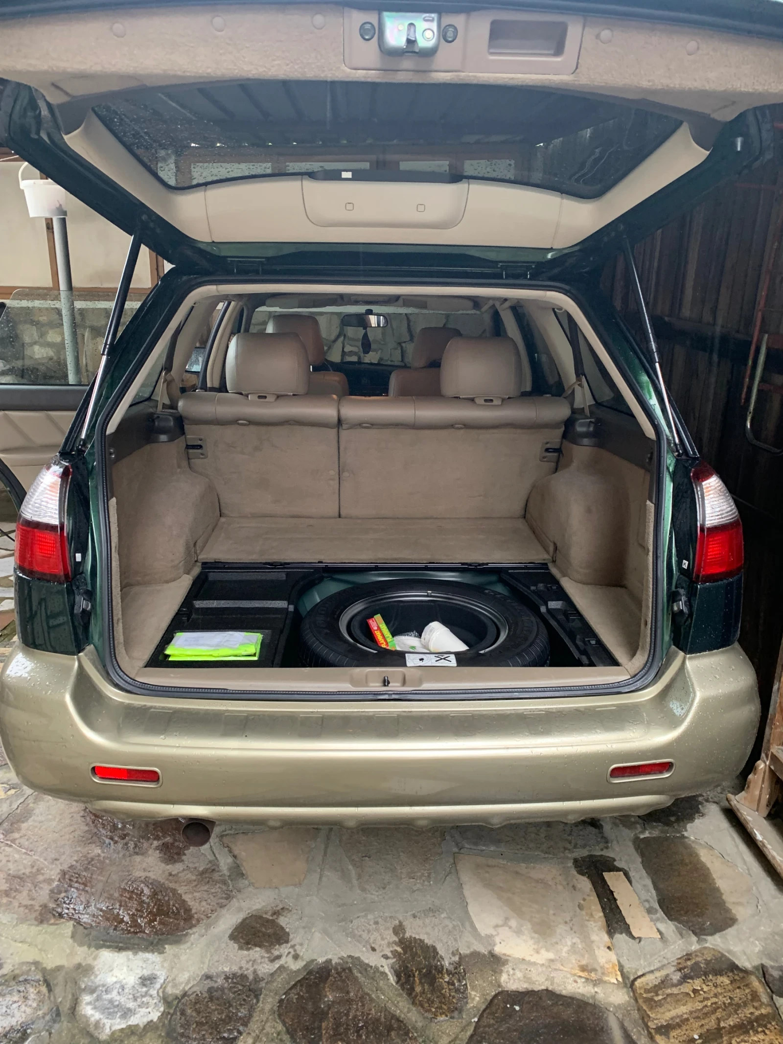 Subaru Outback H6 3.0, снимка 12 - Автомобили и джипове - 53975366