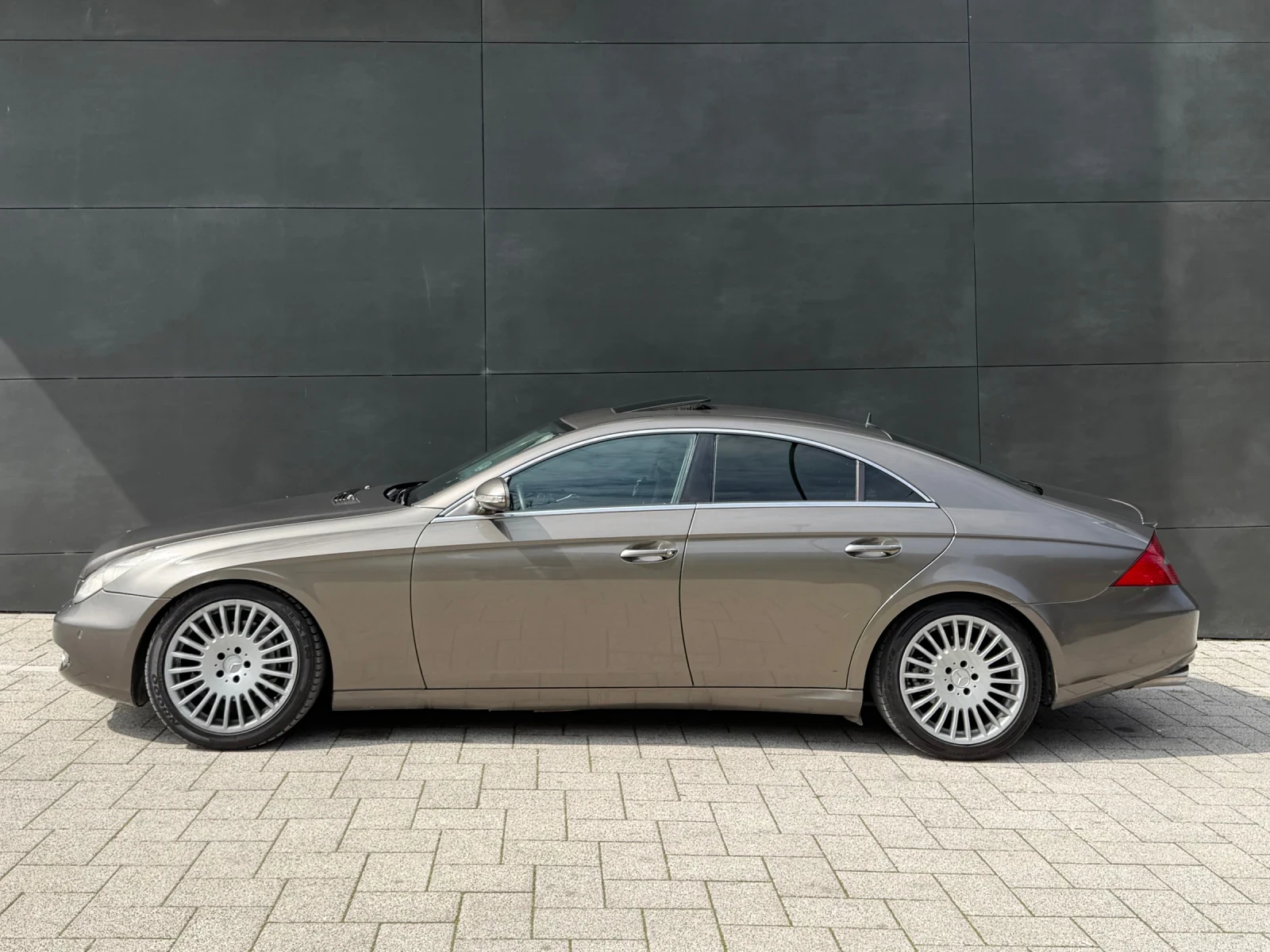 Mercedes-Benz CLS 320, снимка 3 - Автомобили и джипове - 54040167