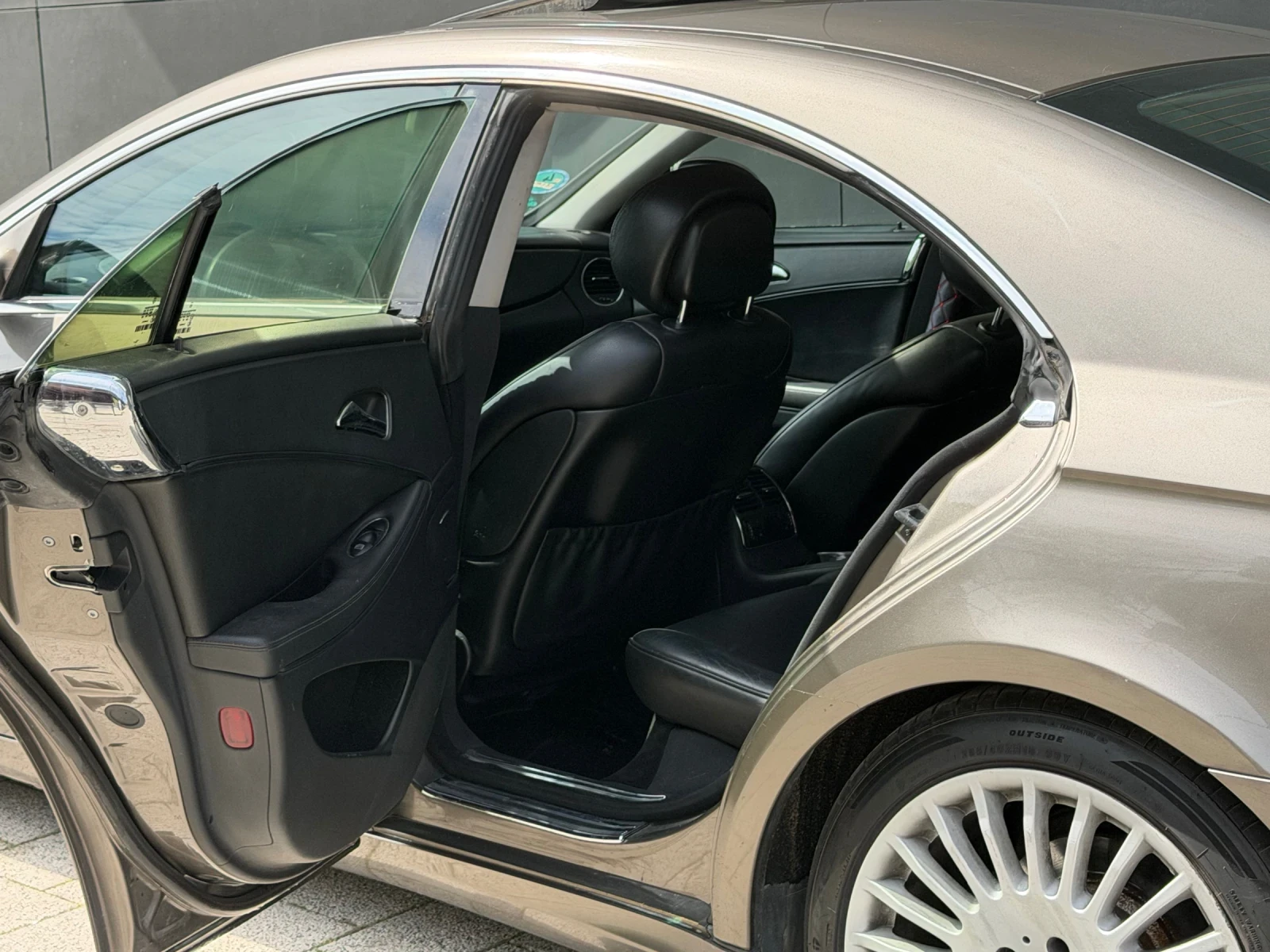 Mercedes-Benz CLS 320, снимка 10 - Автомобили и джипове - 54040167