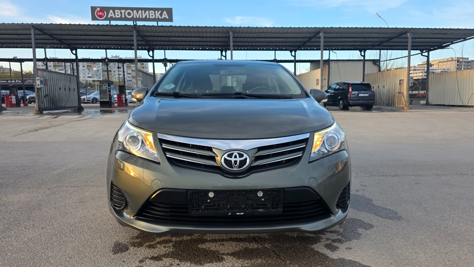 Toyota Avensis УНИКАТ/FACE LIFT, снимка 2 - Автомобили и джипове - 54392529