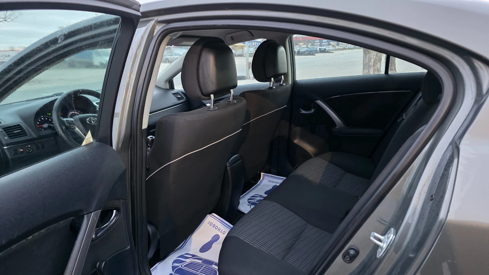 Toyota Avensis УНИКАТ/FACE LIFT, снимка 9 - Автомобили и джипове - 54392529