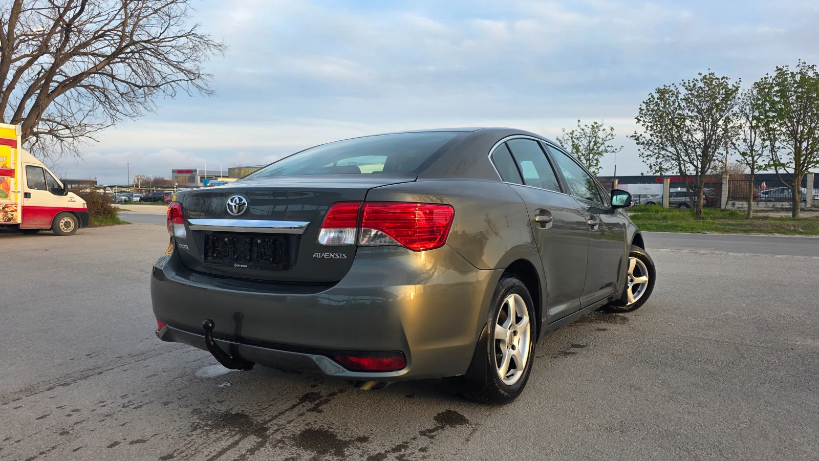 Toyota Avensis УНИКАТ/FACE LIFT, снимка 4 - Автомобили и джипове - 54392529