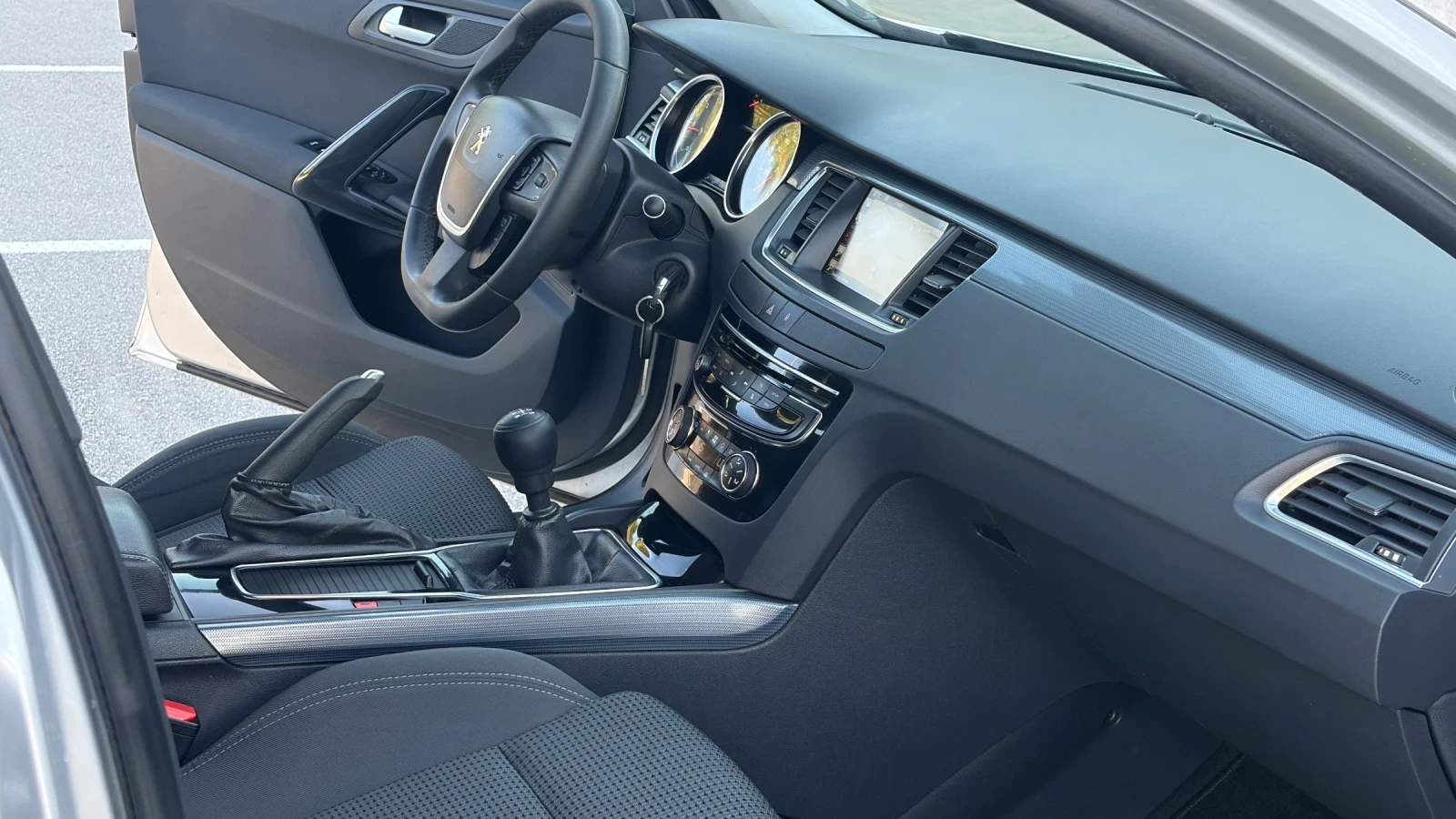 Peugeot 508 2.0HDI/150к.с./LED/NAVI/PANORAMA, снимка 9 - Автомобили и джипове - 54859761