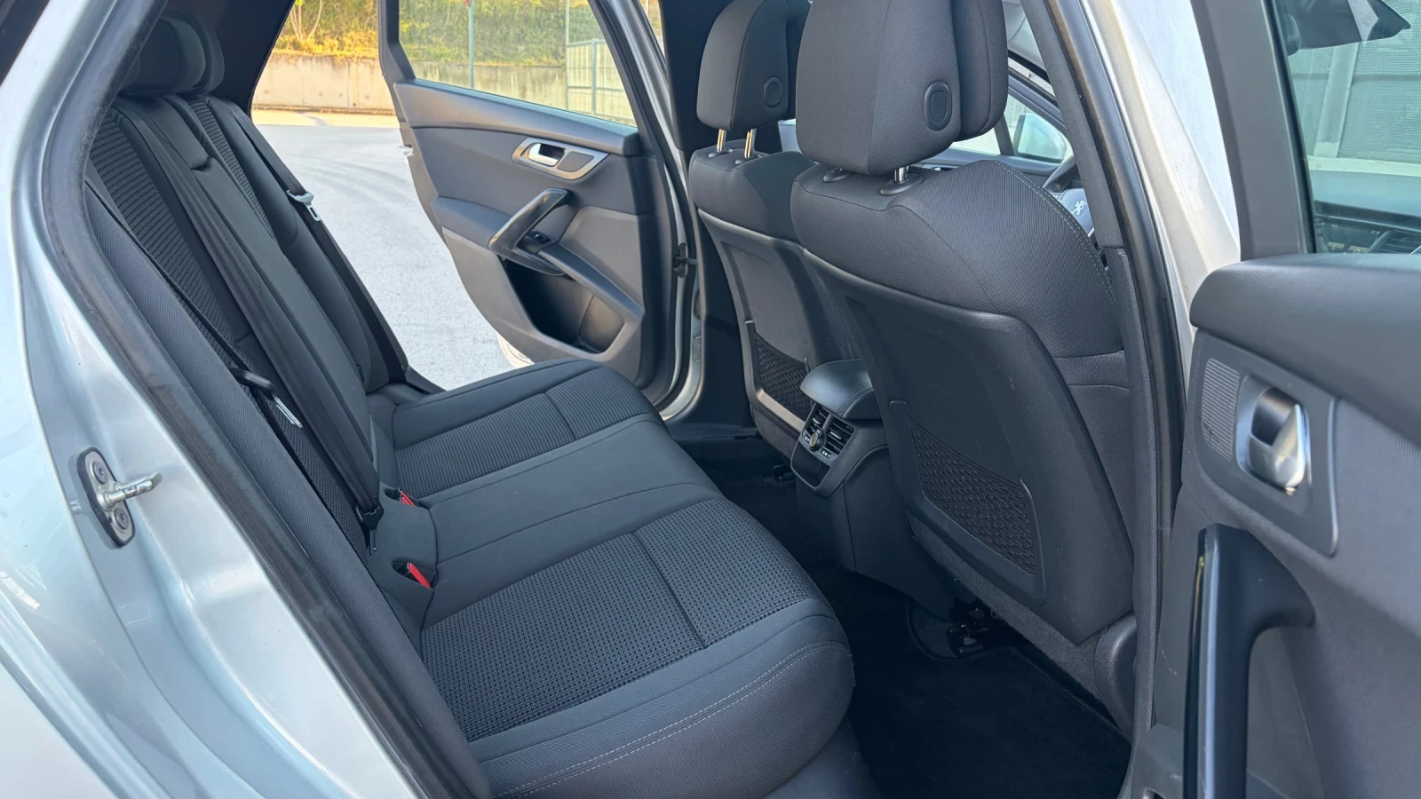 Peugeot 508 2.0HDI/150к.с./LED/NAVI/PANORAMA, снимка 8 - Автомобили и джипове - 54859761