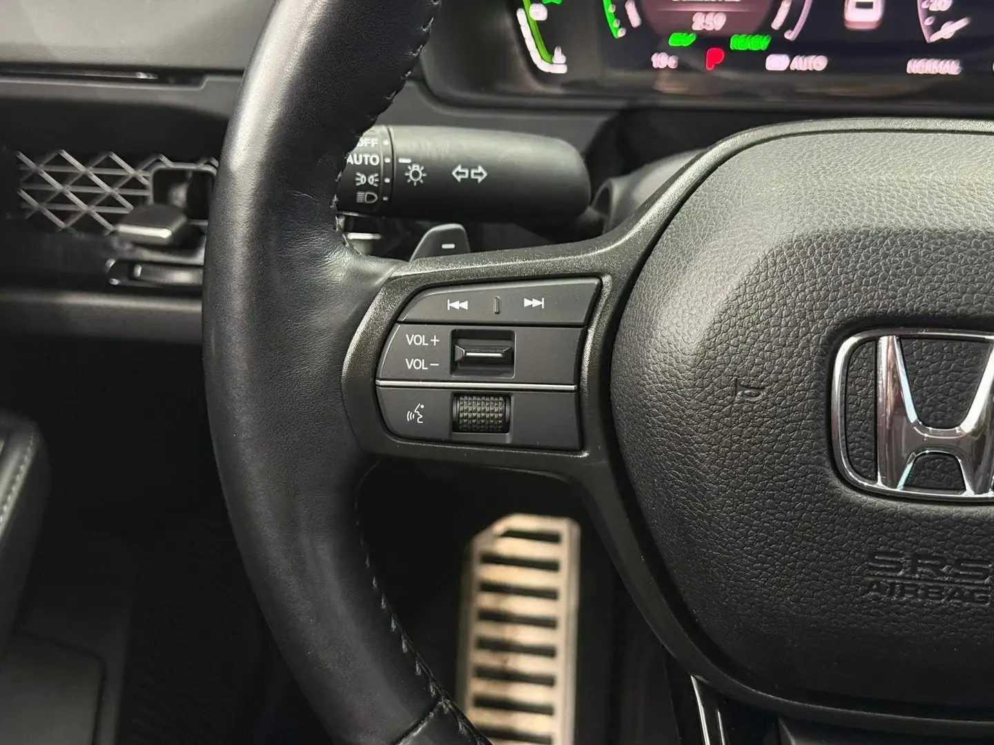 Honda Accord Accord Hybrid, снимка 14 - Автомобили и джипове - 55100717