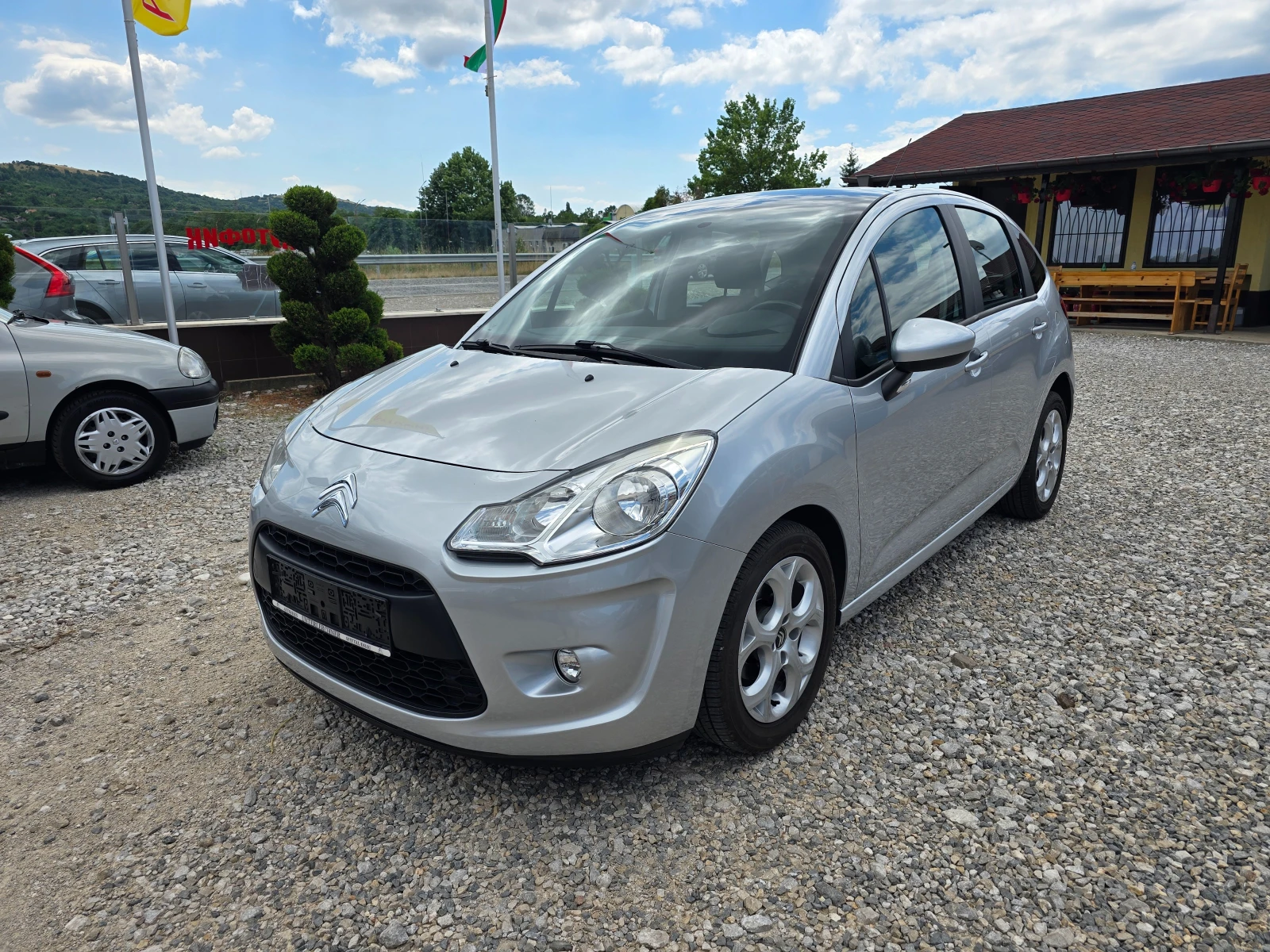 Citroen C3 1.4 БЕНЗИН ! ! РЕАЛНИ КИЛОМЕТРИ