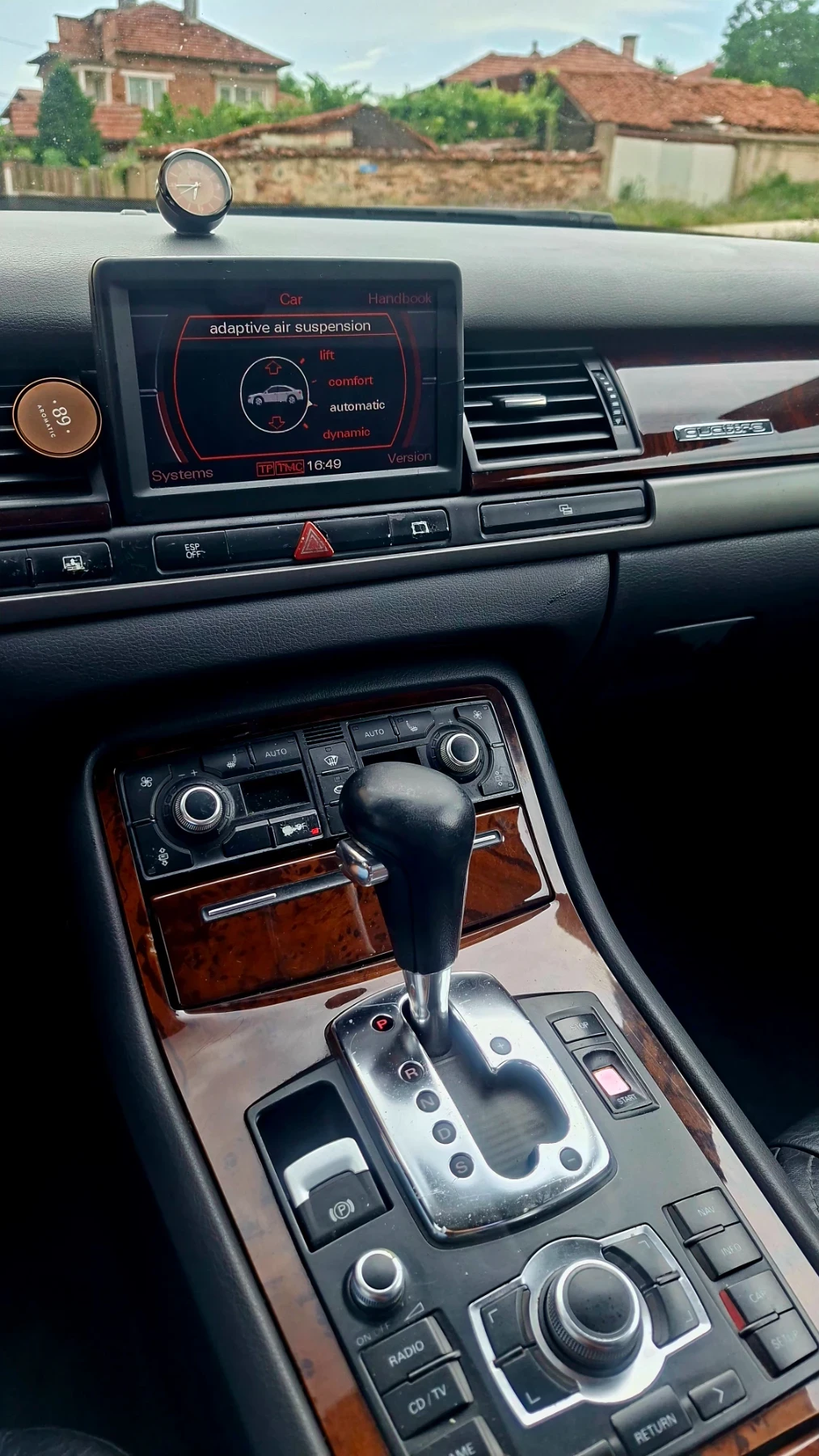 Audi A8 3.7 V8LPG, снимка 11 - Автомобили и джипове - 55314899