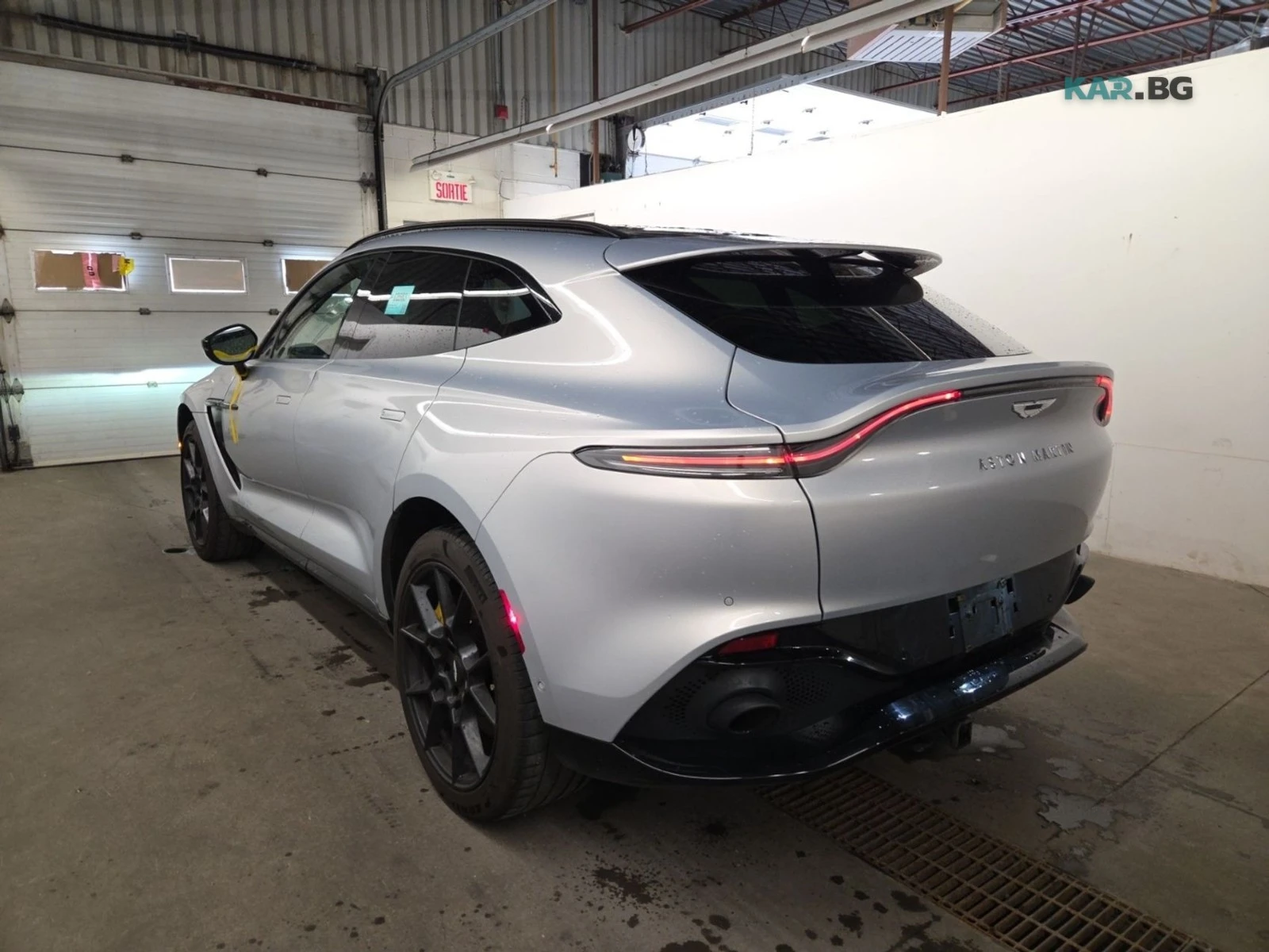 Aston Martin DBX * A��������� * (���� �� ��) | Mobile.bg � ����������� 4
