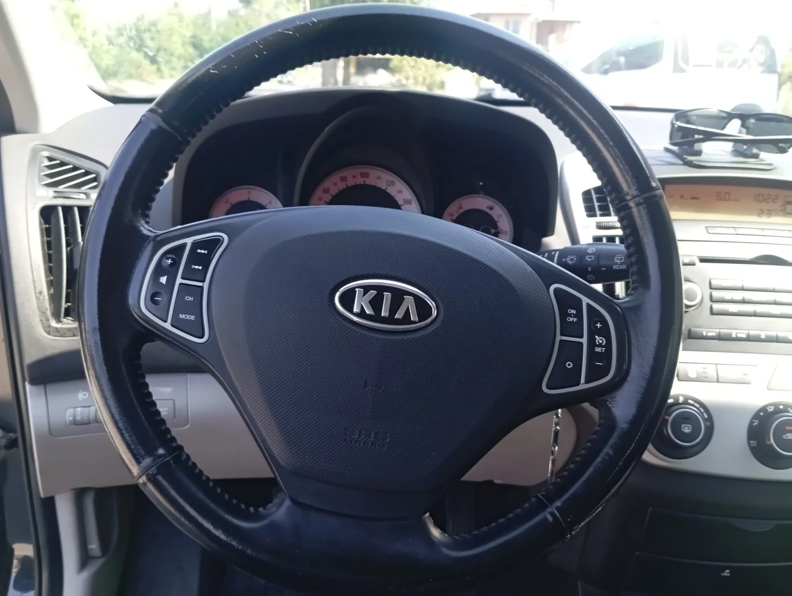 Kia Ceed 1.6 дизел , снимка 10 - Автомобили и джипове - 55938221
