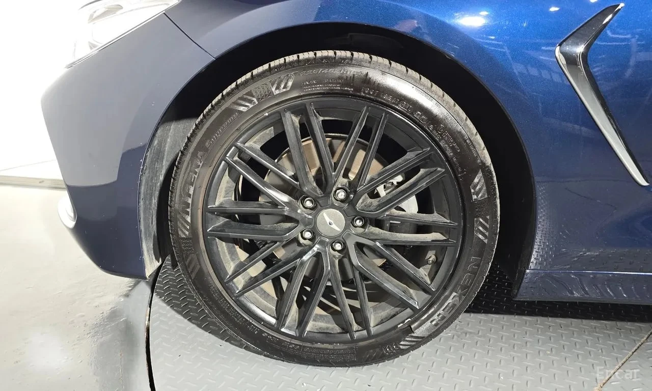 Genesis G70 2.0T* КАМЕРА* ПОДГРЕВ* НАВИ* АВТОКРЕДИТ* , снимка 5 - Автомобили и джипове - 55976753