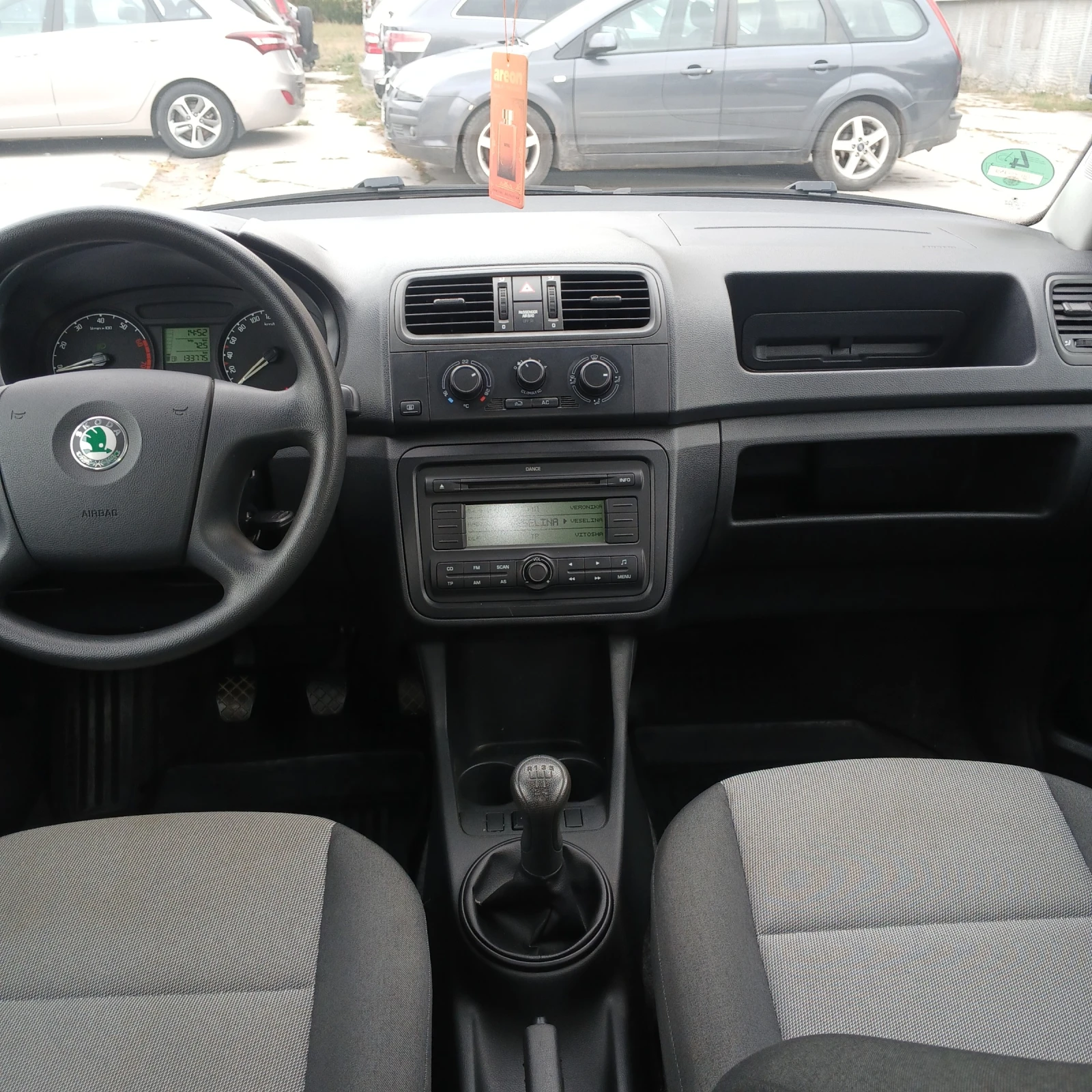 Skoda Fabia, снимка 12 - Автомобили и джипове - 56562805