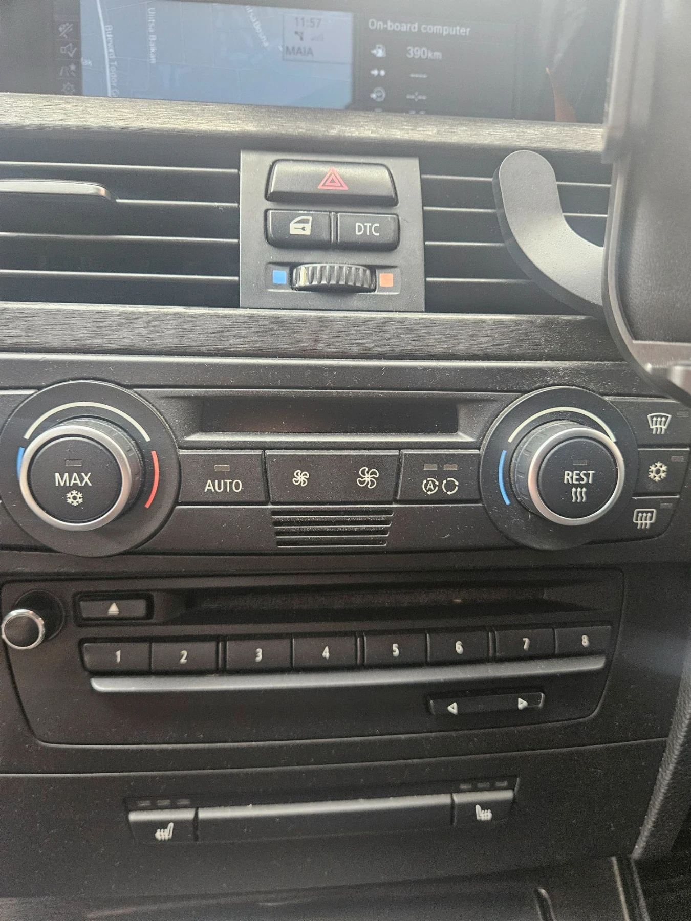 BMW 318, снимка 9 - Автомобили и джипове - 56656170